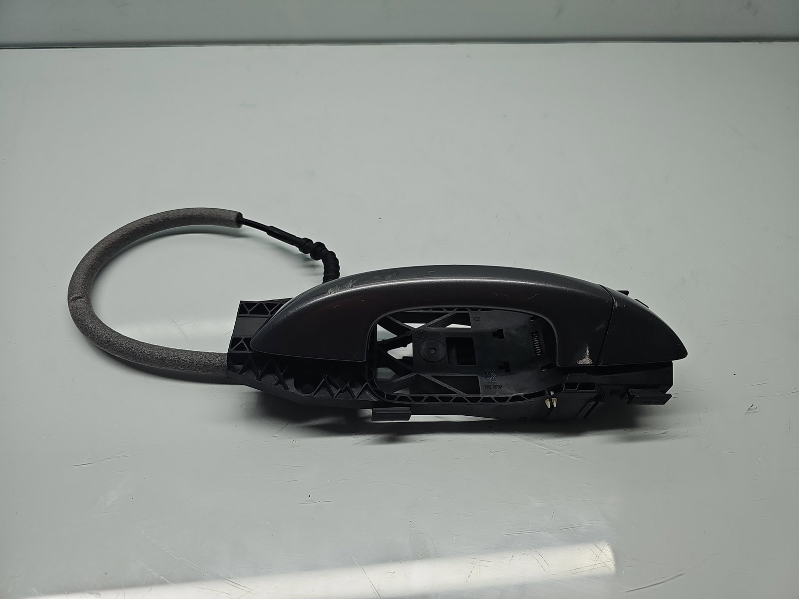 Maner usa dreapta spate Volkswagen Golf 6 (5K1) [Fabr 2009-2013] LA7T - imagine 1