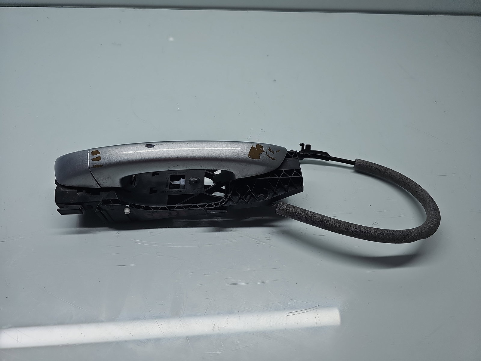 Maner usa dreapta spate Volkswagen Golf 6 (5K1) [Fabr 2009-2013] LA7W - imagine 1