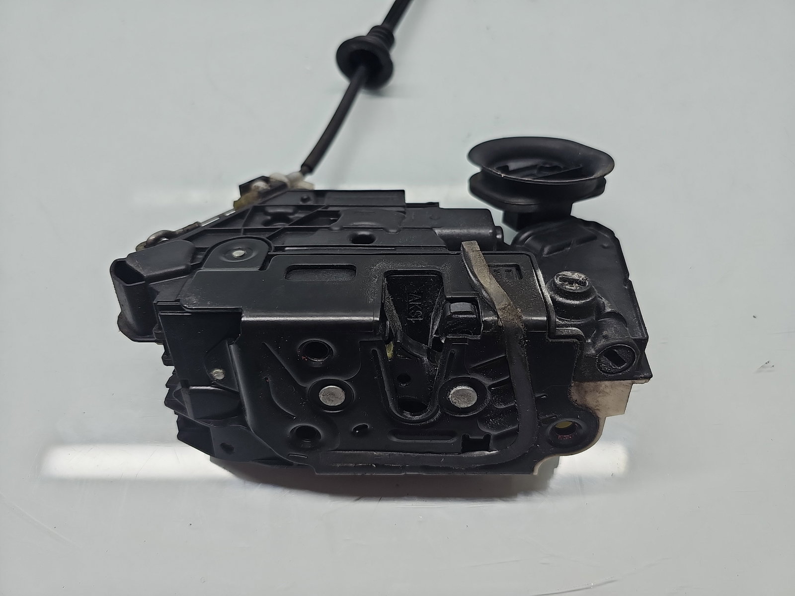 Broasca usa dreapta spate Volkswagen Golf 6 (5K1) [Fabr 2009-2013] 5K4839016M - imagine 2