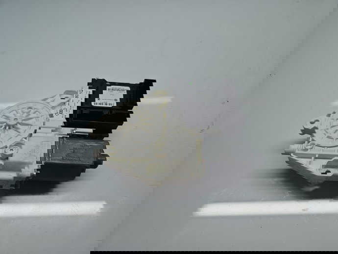 Motoras geam dreapta fata AUDI A3 Sportback (8PA) [Fabr 2004-2013] Facelift 8P0959801Q