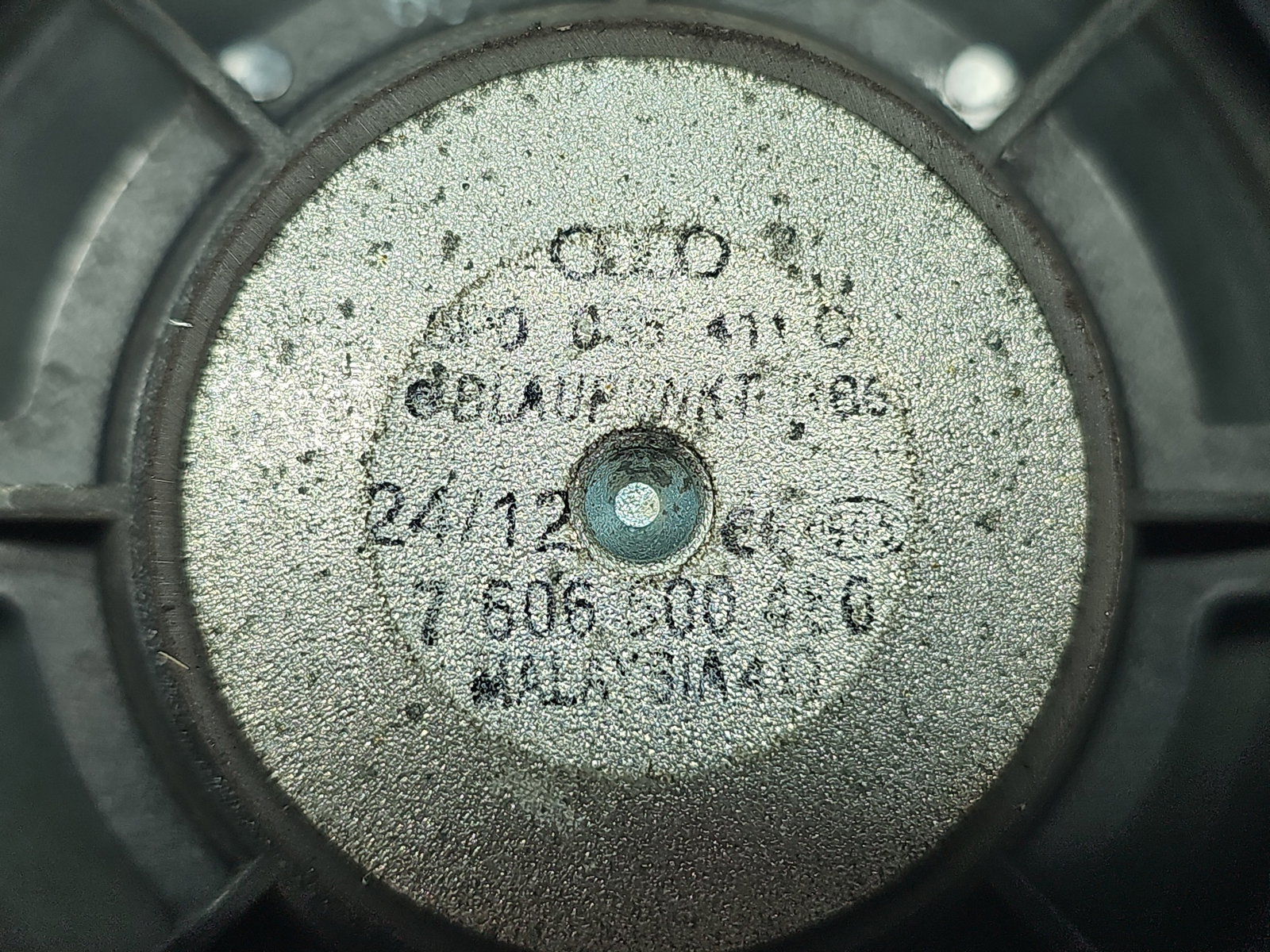 Boxa dreapta fata AUDI A3 Sportback (8PA) [Fabr 2004-2013] Facelift 8P0035411C - imagine 4