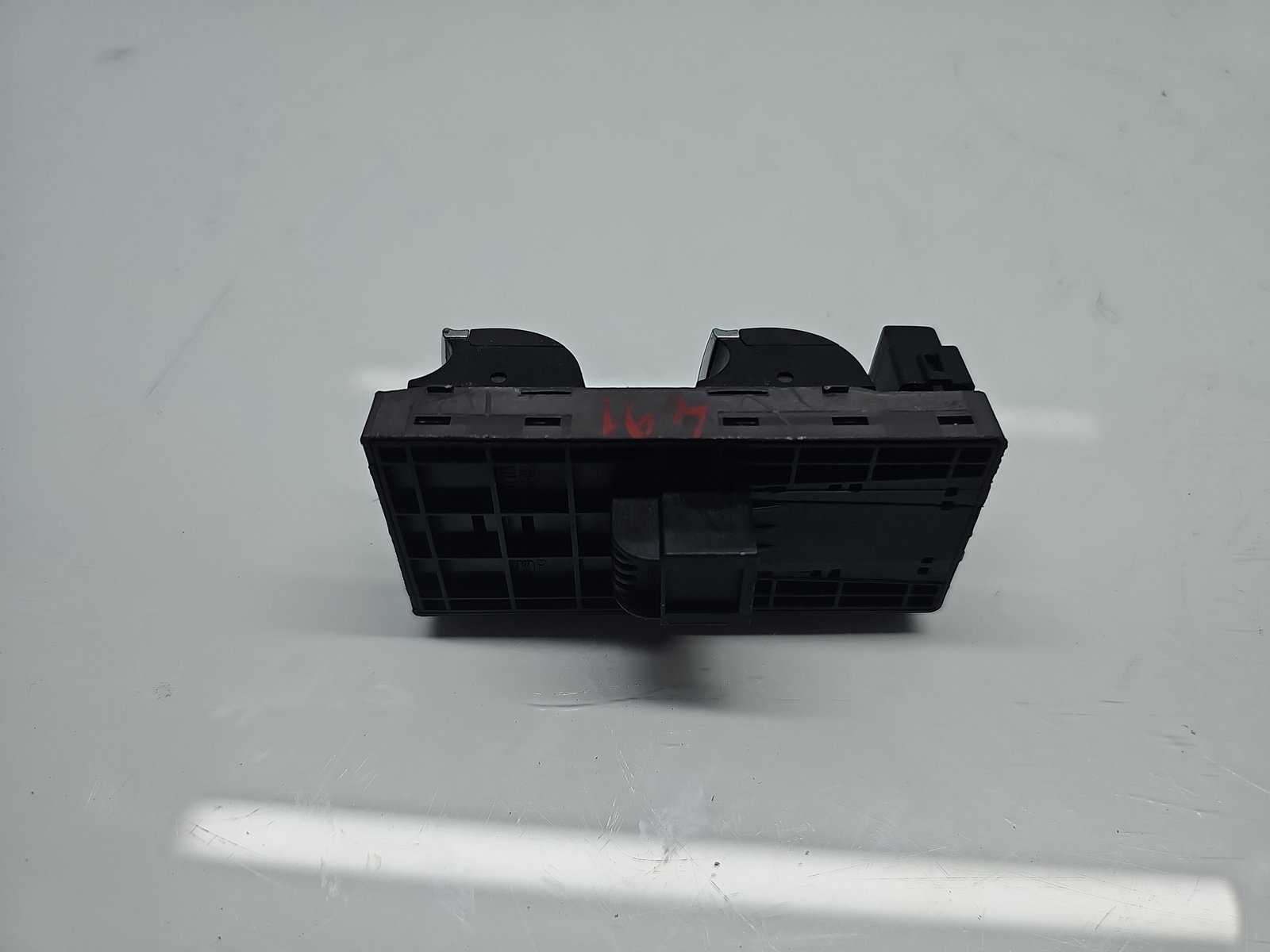 Butoane comanda geamuri sofer AUDI A3 Sportback (8PA) [Fabr 2004-2013] Facelift 4F0959851H - imagine 2