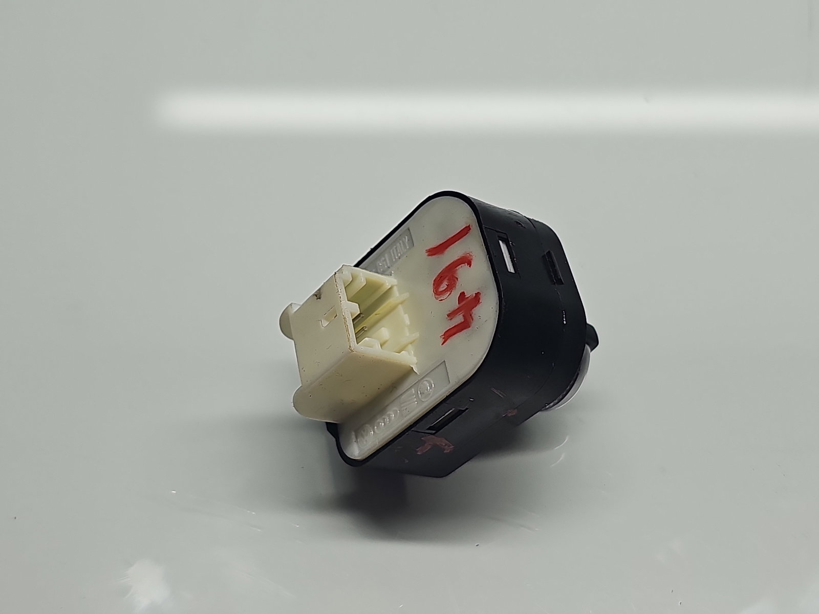 Buton reglaj oglinzi AUDI A3 Sportback (8PA) [Fabr 2004-2013] Facelift 4F0959565A - imagine 3