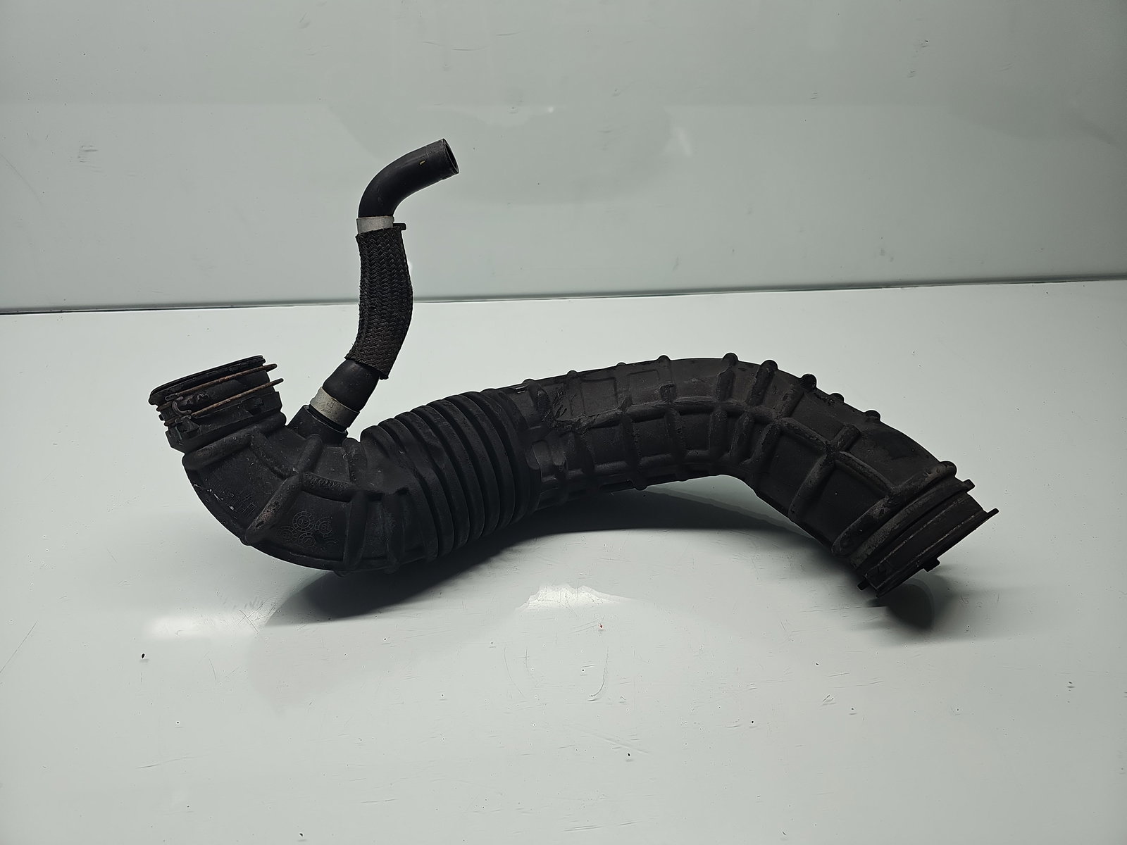 Tub admisie aer KIA Ceed (JD) [Fabr 2012-2018] OEM 1.4 CRDi D4FC 66KW / 90CP - imagine 1