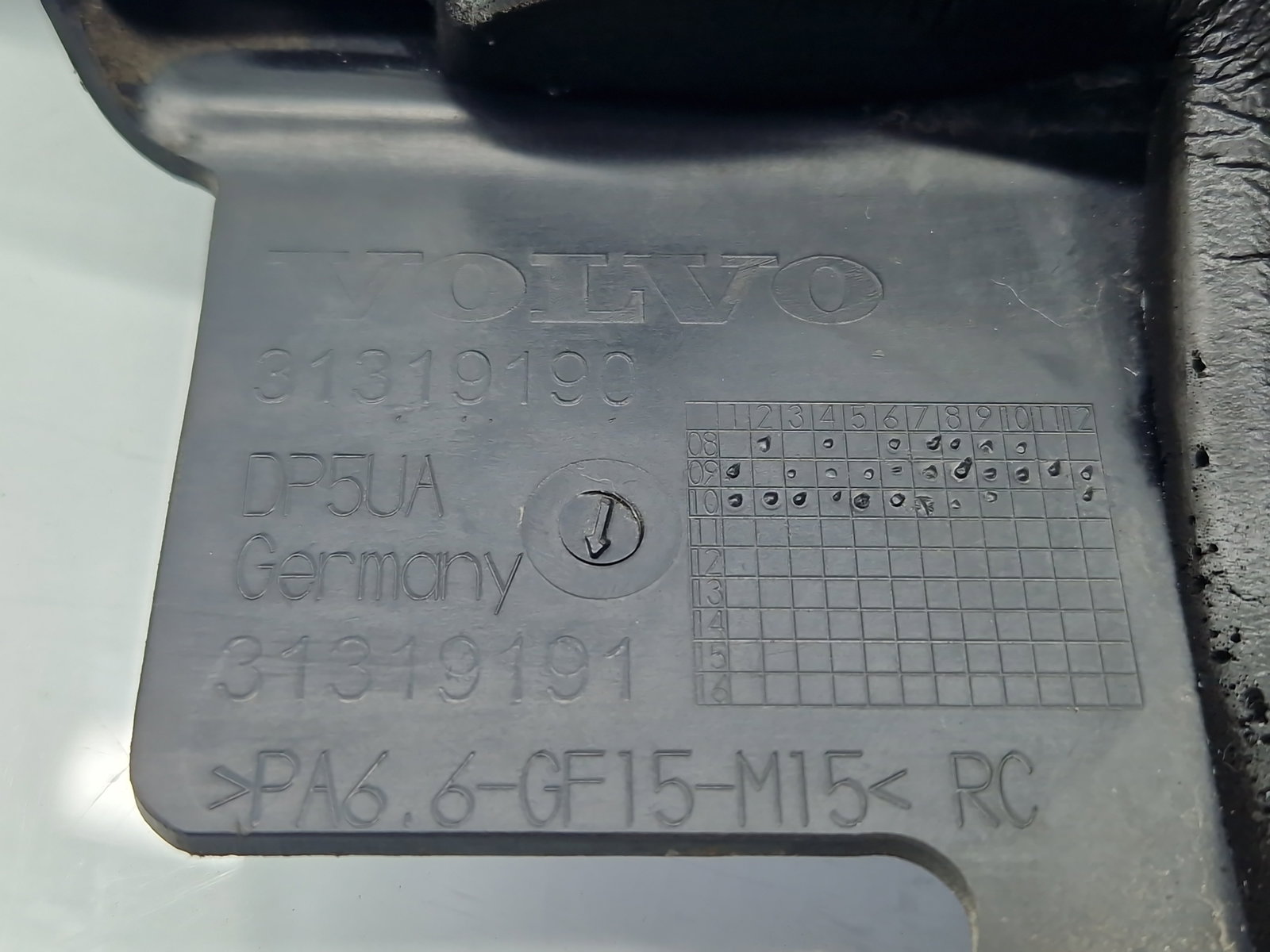 Capac motor Volvo C30 Coupe Rdesign [Fabr 2006-2013] 31319190 2.0 D5204T5 110KW / 150CP - imagine 3