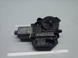 Motoras geam dreapta fata Volkswagen Polo (6R) [Fabr 2009-2016] 6R0959802AB