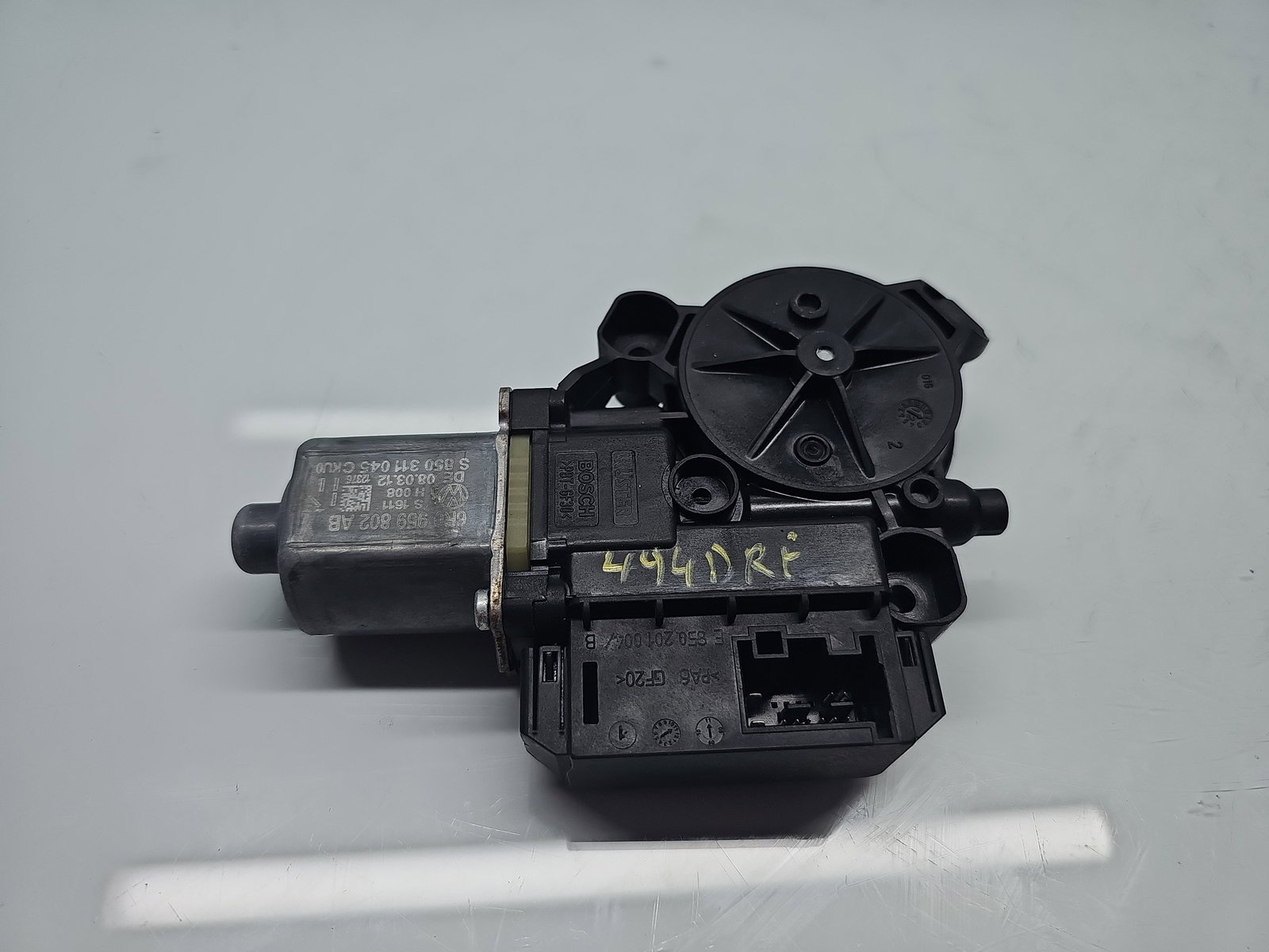 Motoras geam dreapta fata Volkswagen Polo (6R) [Fabr 2009-2016] 6R0959802AB - imagine 1