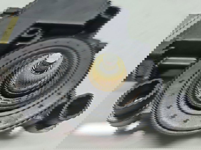 Motoras geam dreapta fata Volkswagen Polo (6R) [Fabr 2009-2016] 6R0959802AB