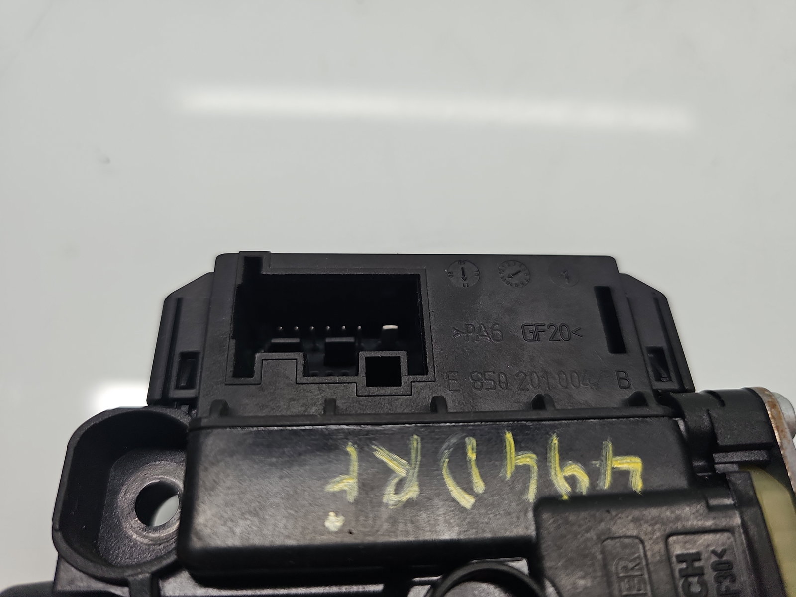 Motoras geam dreapta fata Volkswagen Polo (6R) [Fabr 2009-2016] 6R0959802AB - imagine 4