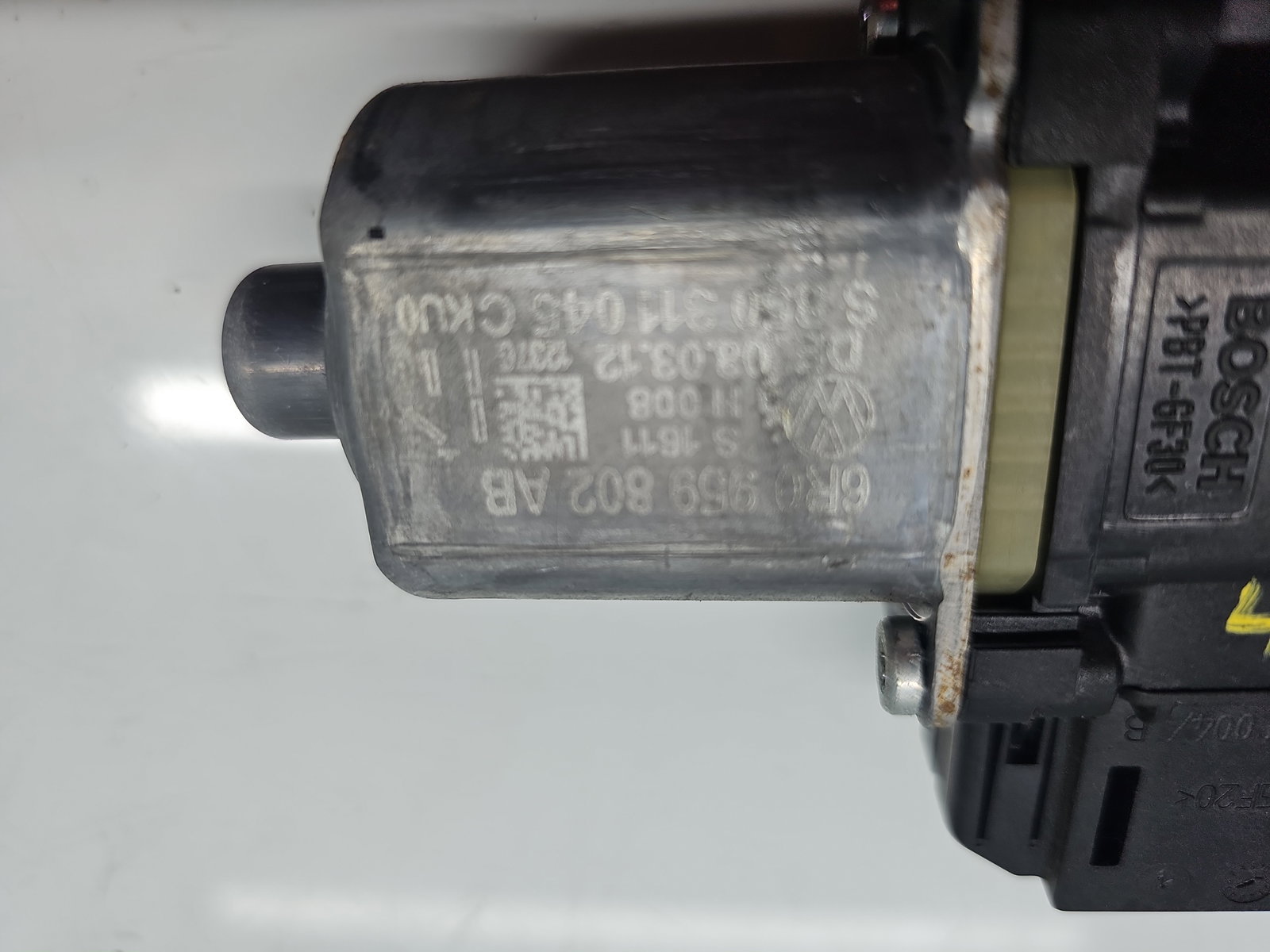 Motoras geam dreapta fata Volkswagen Polo (6R) [Fabr 2009-2016] 6R0959802AB - imagine 5