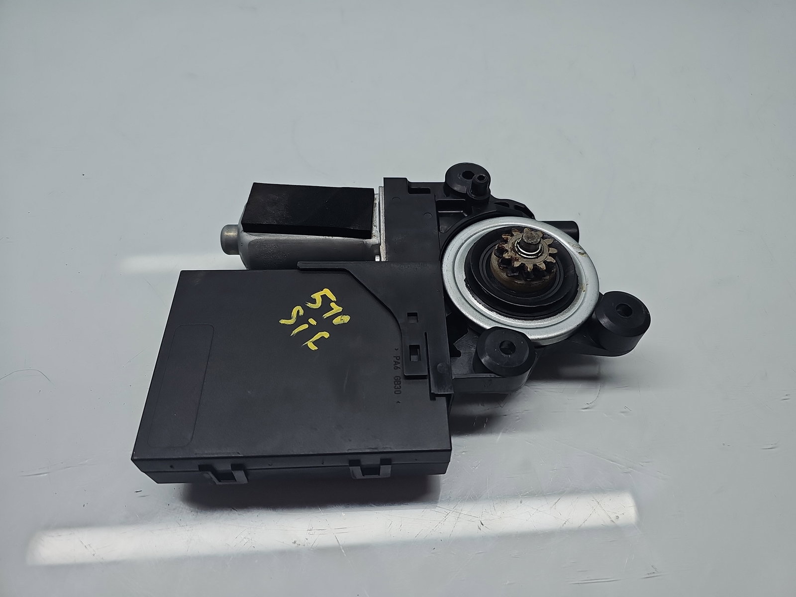 Motoras geam stanga fata Volvo C30 Coupe Rdesign [Fabr 2006-2013] 31295175AA - imagine 3