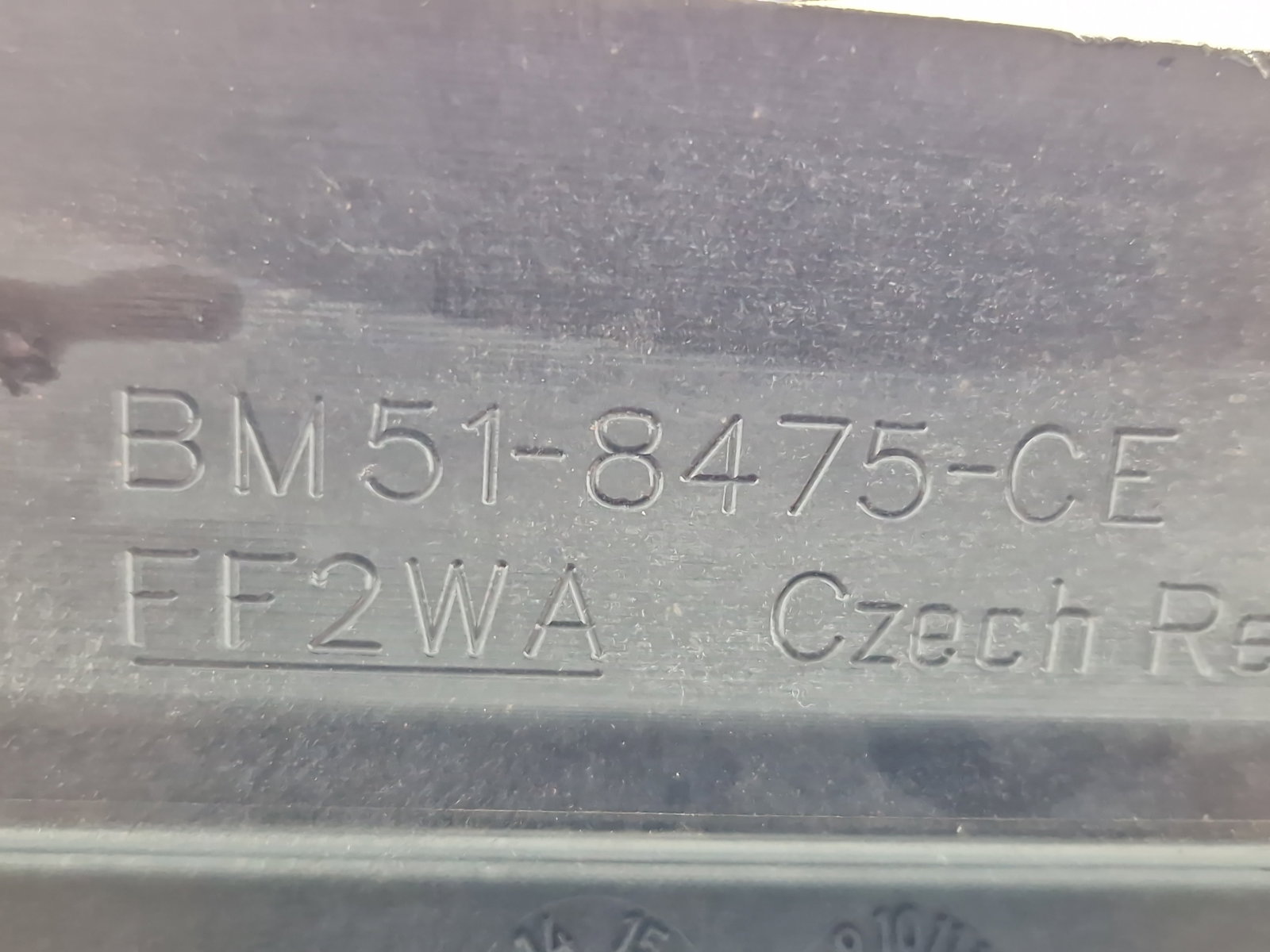 Deflector aer cu clapete Ford Focus 3 Hatchback [Fabr 2011-2015] BM518475CE - imagine 5