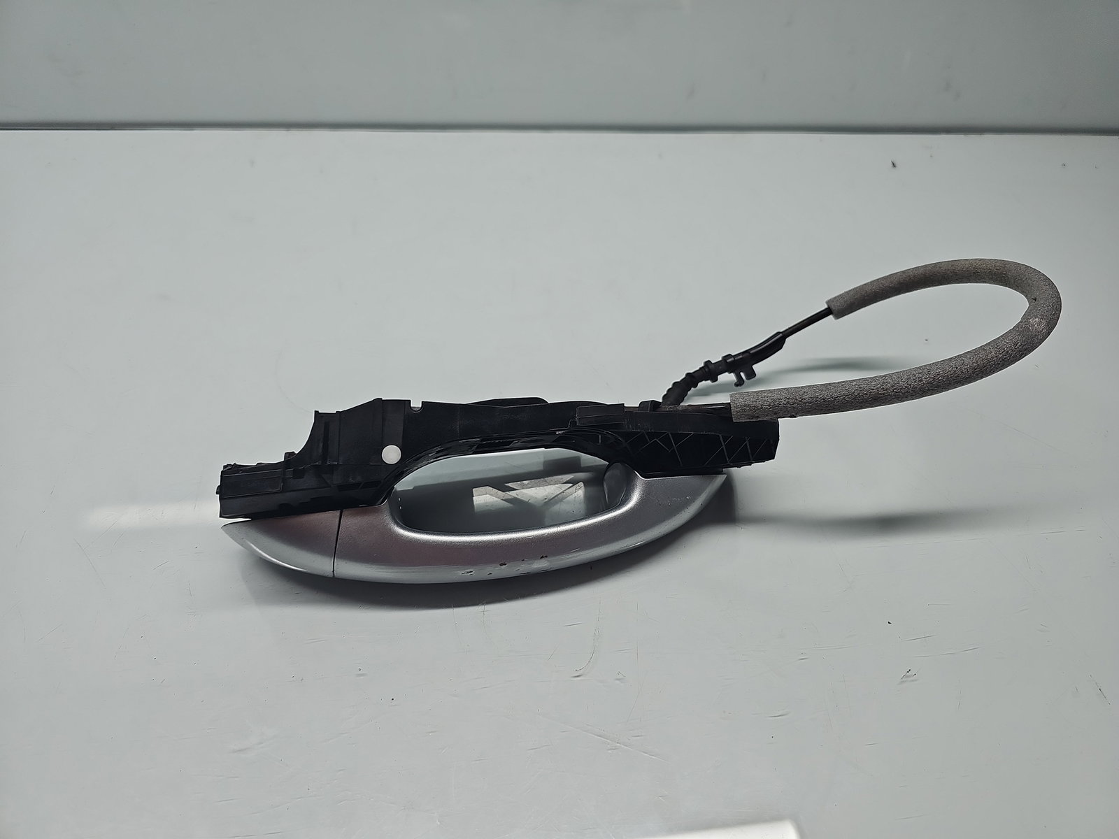 Maner usa stanga spate Volkswagen Golf 6 (5K1) [Fabr 2009-2013] LA7W - imagine 4