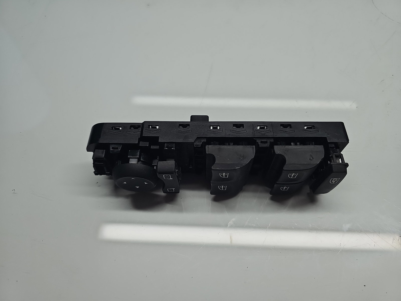 Butoane comanda geamuri sofer Renault Scenic 3 (J95) Facelift [Fabr 2009-2015] OEM - imagine 2