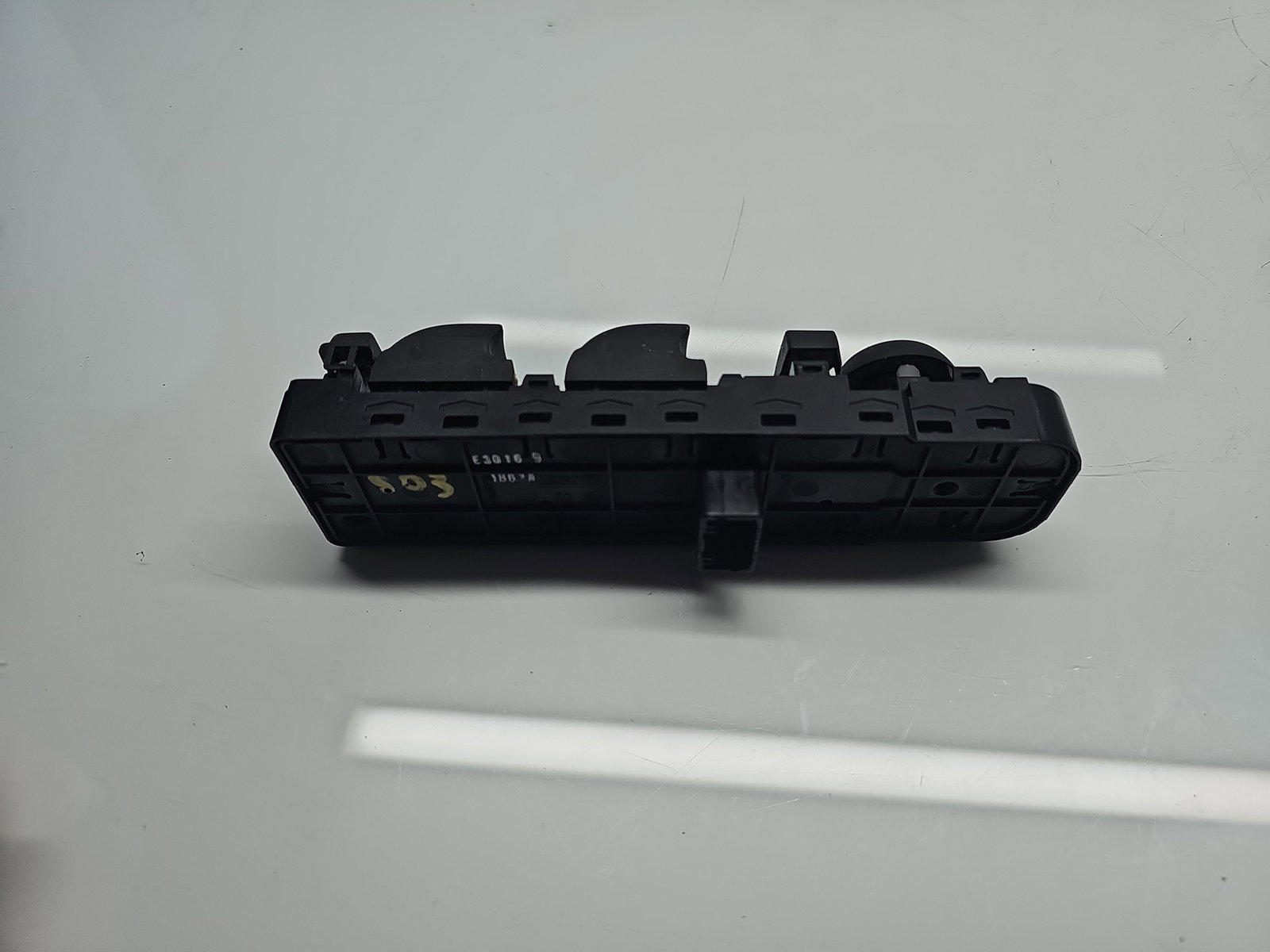 Butoane comanda geamuri sofer Renault Scenic 3 (J95) Facelift [Fabr 2009-2015] OEM - imagine 3