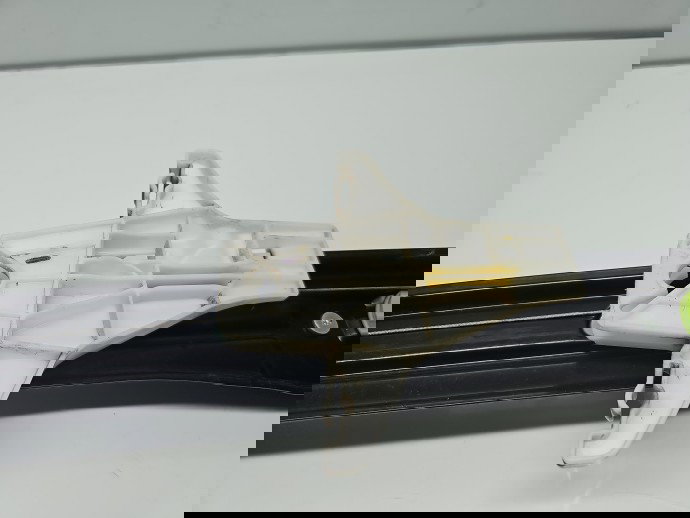 Macara electrica geam dreapta spate Volkswagen Touran (5T1) R-line [Fabr 2015-prezent] 5TA839462B