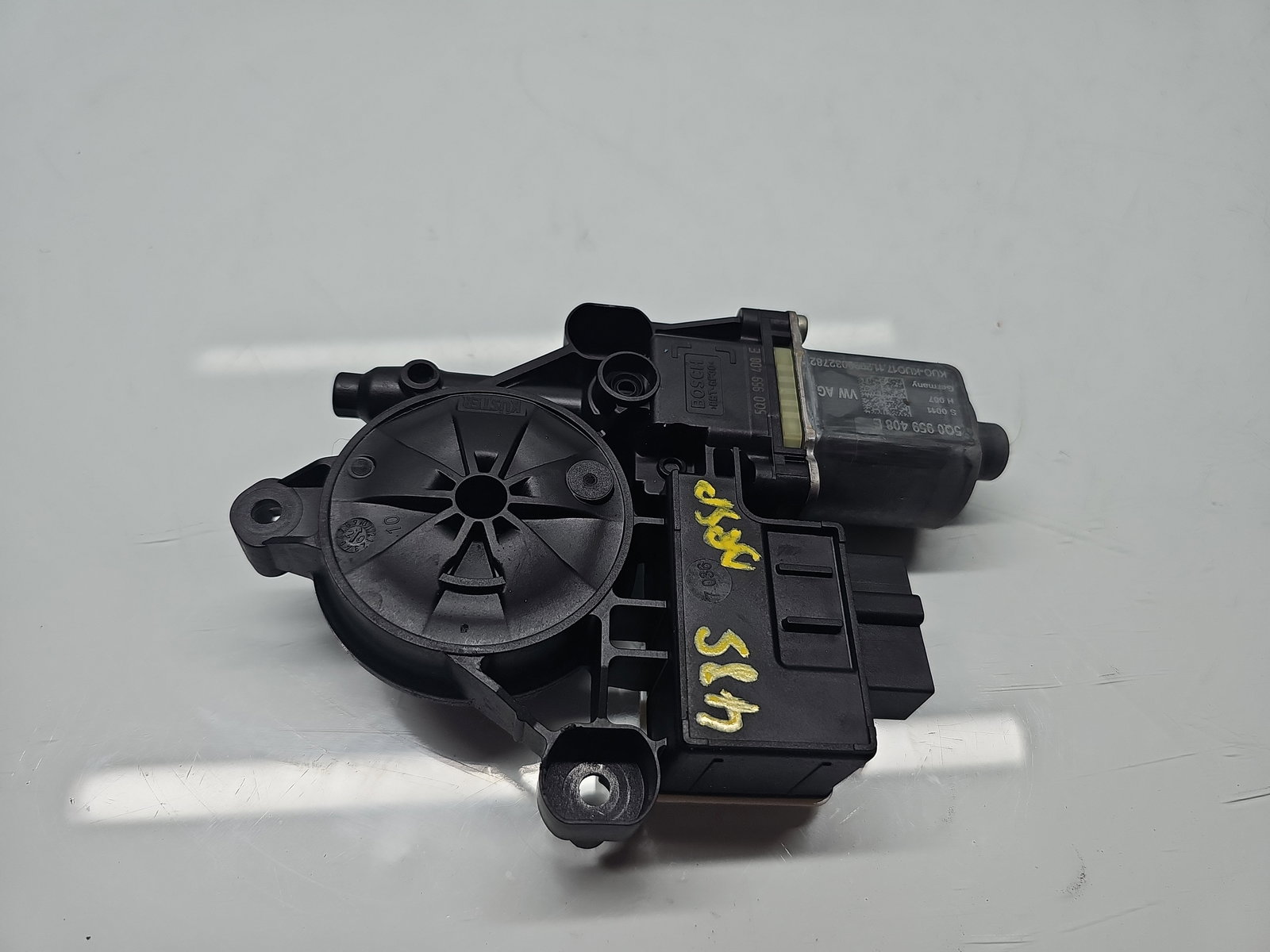 Motoras geam dreapta spate Volkswagen Touran (5T1) R-line [Fabr 2015-prezent] 5Q0959408E - imagine 1