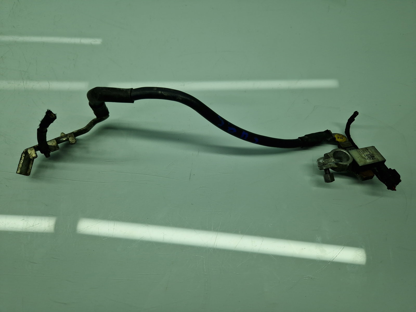 Borna baterie (-) Volkswagen Golf 7 (5G) [Fabr 2014-prezent] 5Q0915181C - imagine 1