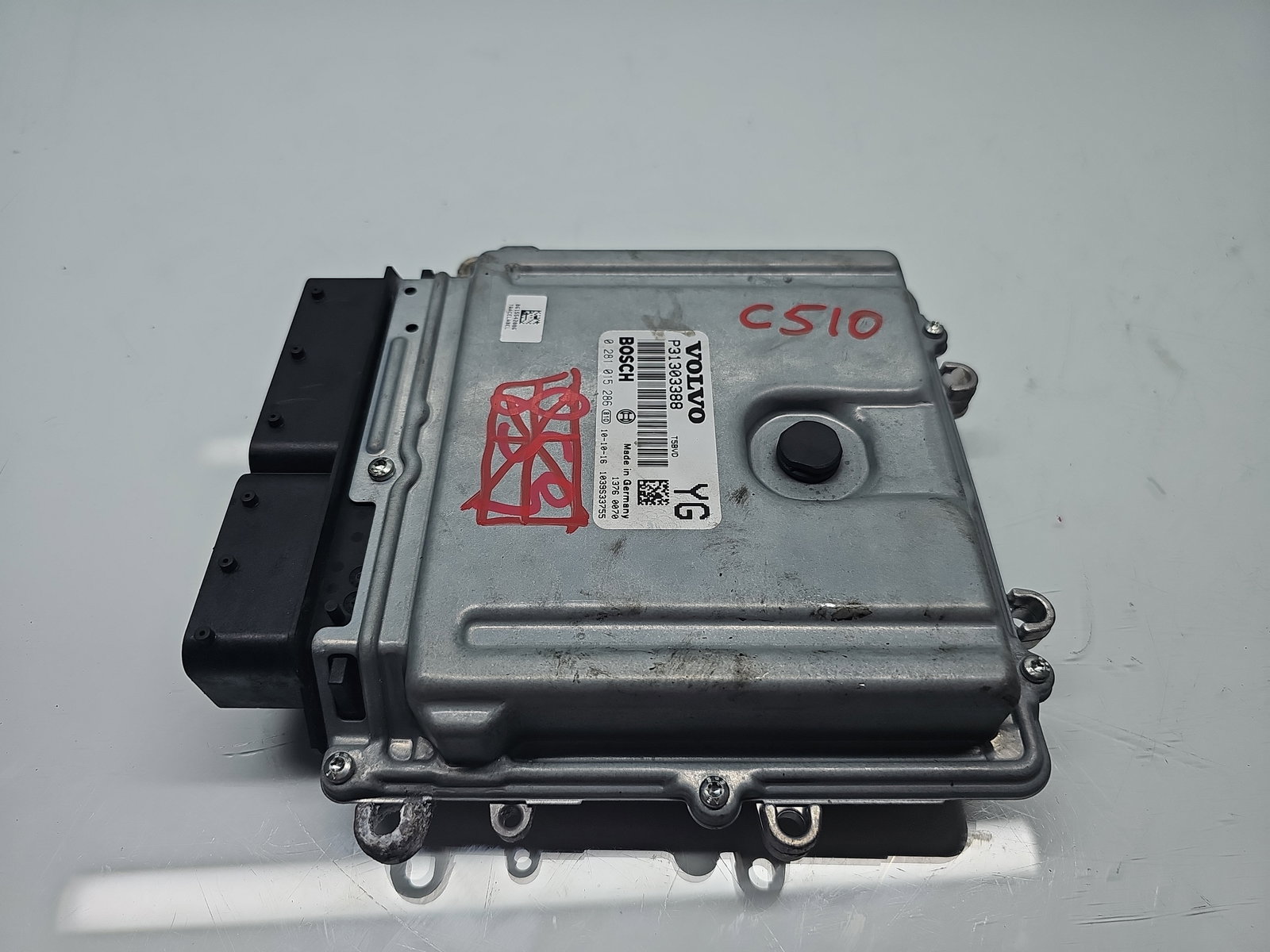 Calculator motor ECU Volvo C30 Coupe Rdesign [Fabr 2006-2013] P31303388 2.0 D5204T5 110KW / 150CP - imagine 1