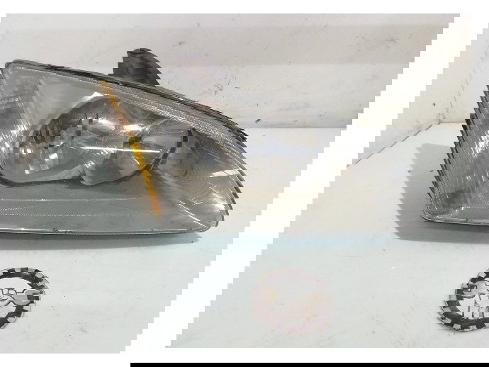 Far dreapta Ford Focus 2 1.6 TDCI OEM 2004-2012