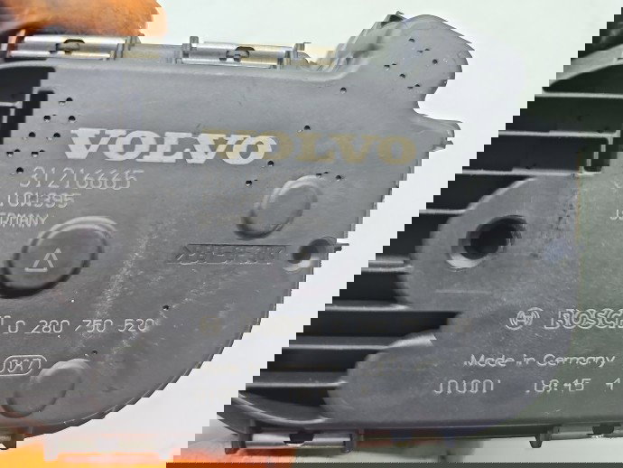 Clapeta acceleratie Volvo C30 Coupe Rdesign [Fabr 2006-2013] 31216665 2.0 D5204T5 110KW / 150CP