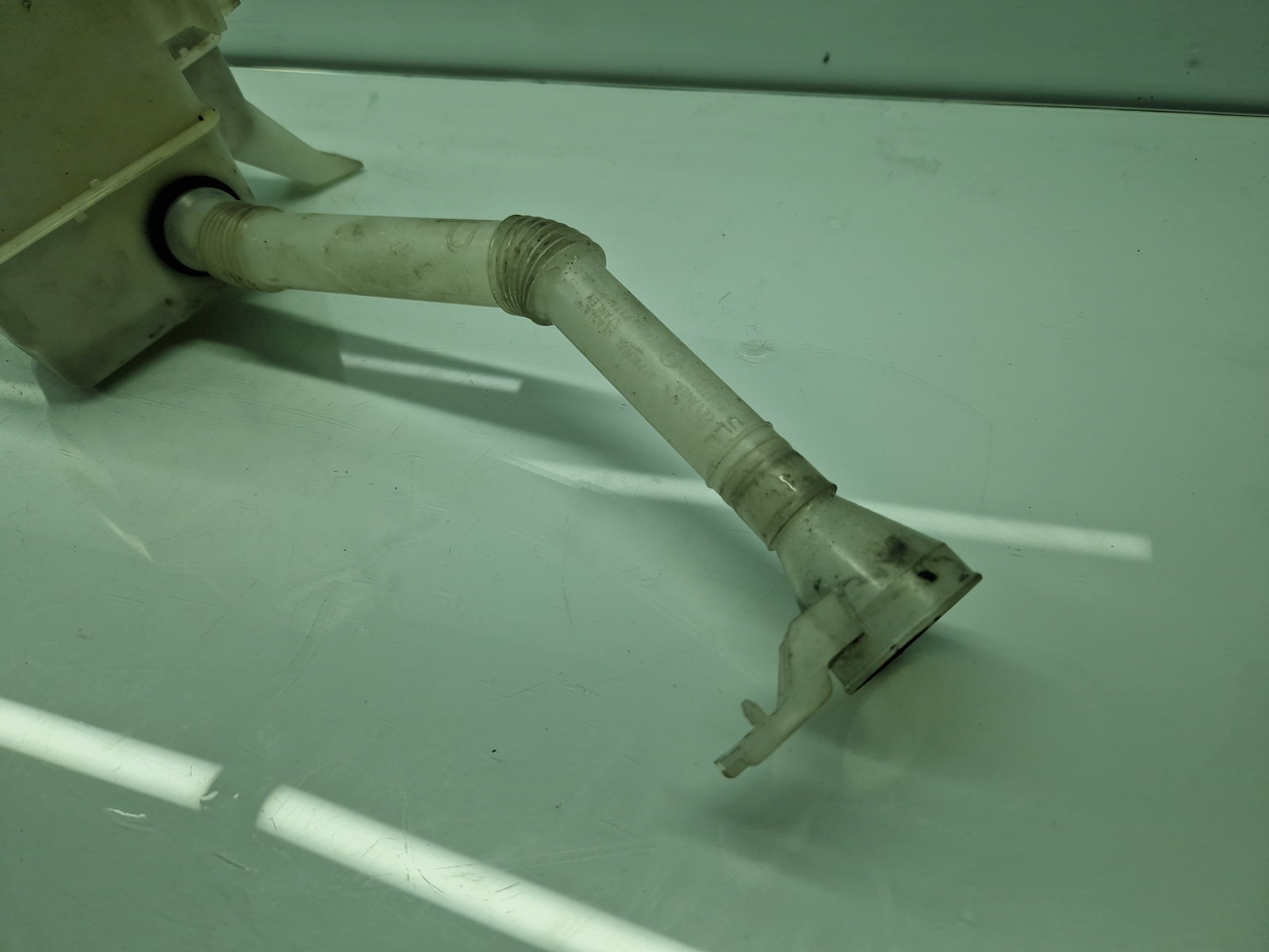 Vas lichid parbriz PEUGEOT 4007 [Fabr 2007-2012] OEM - imagine 4