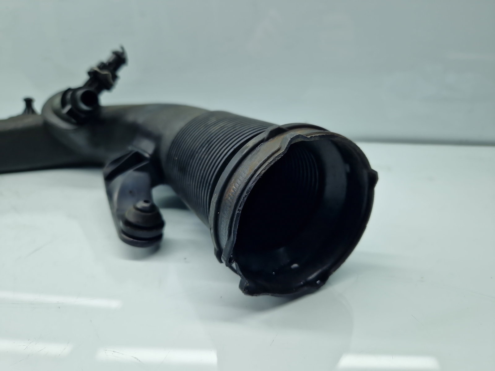 Tub admisie aer Volvo C30 Coupe Rdesign [Fabr 2006-2013] 31319646 2.0 D5204T5 110KW / 150CP - imagine 3