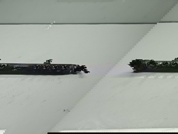 Rampa injectoare Volvo C30 Coupe Rdesign [Fabr 2006-2013] 30777759/0445215025 2.0 D5204T5 110KW / 150CP