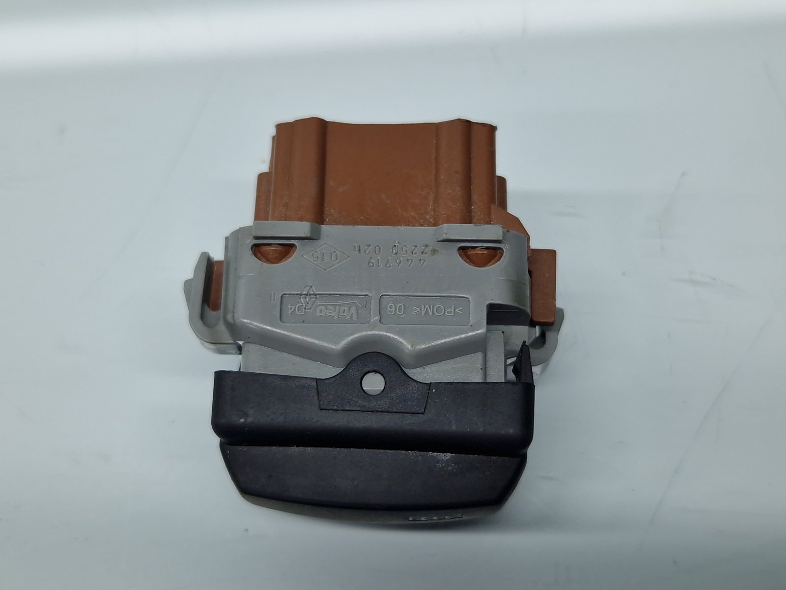 Buton dezaburire luneta Dacia Duster [Fabr 2010-2017] 446719 - imagine 2