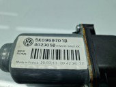 Motoras geam dreapta fata Volkswagen Golf 6 (5K1) [Fabr 2009-2013] 5K0959701B