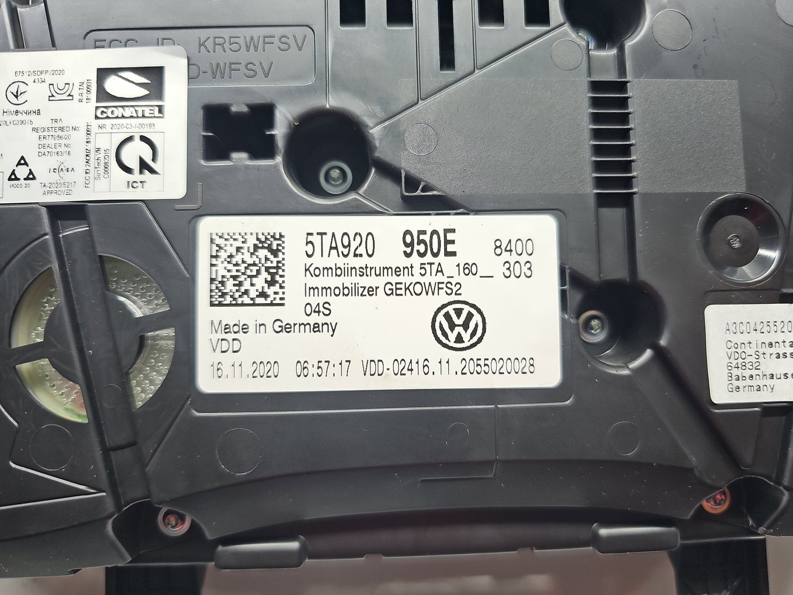 Ceas bord Volkswagen Touran (5T1) R-line [Fabr 2015-prezent] 5TA920950E - imagine 5