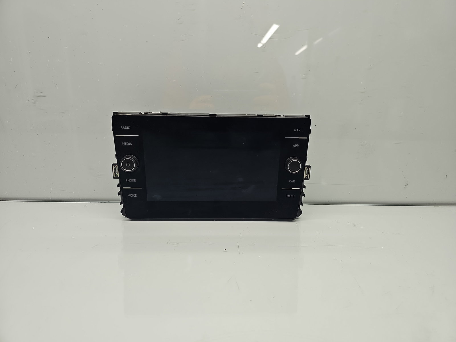 Radio CD cu navigatie Volkswagen Touran (5T1) R-line [Fabr 2015-prezent] 5G6919605B - imagine 1