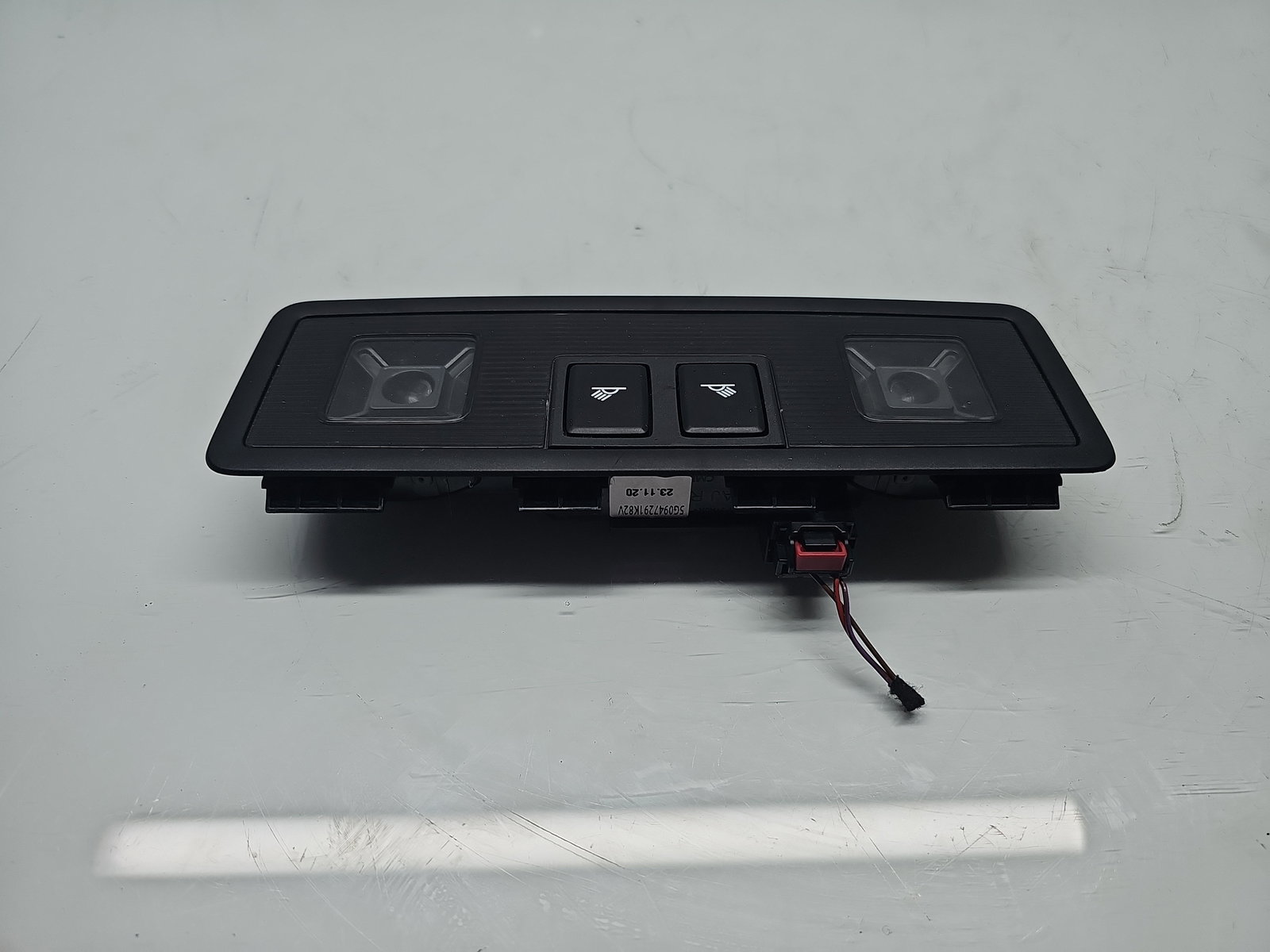 Plafoniera spate Volkswagen Touran (5T1) R-line [Fabr 2015-prezent] 5G0947291K - imagine 2