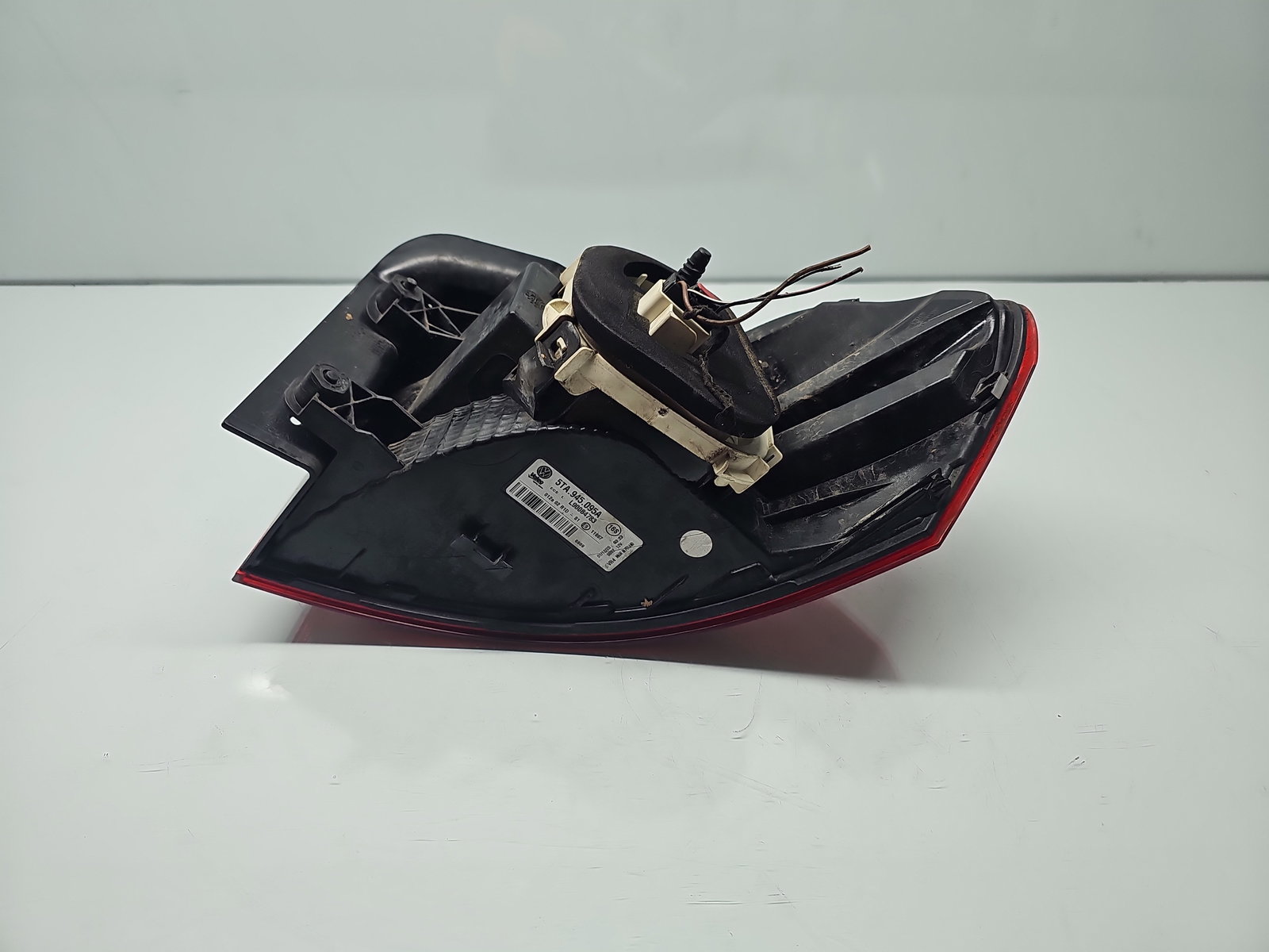 Stop aripa stanga Volkswagen Touran (5T1) R-line [Fabr 2015-prezent] 5TA945095A - imagine 5