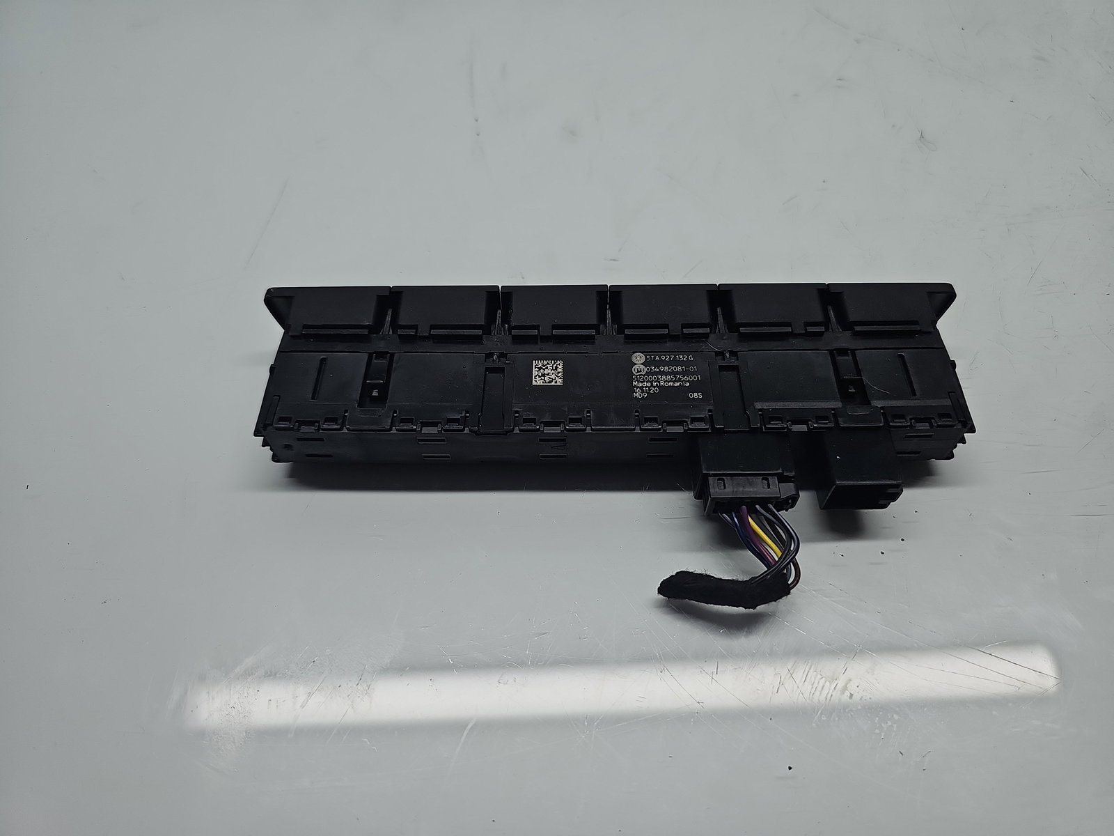 Butoane comenzi consola centrala Volkswagen Touran (5T1) R-line [Fabr 2015-prezent] 5TA927132G - imagine 2