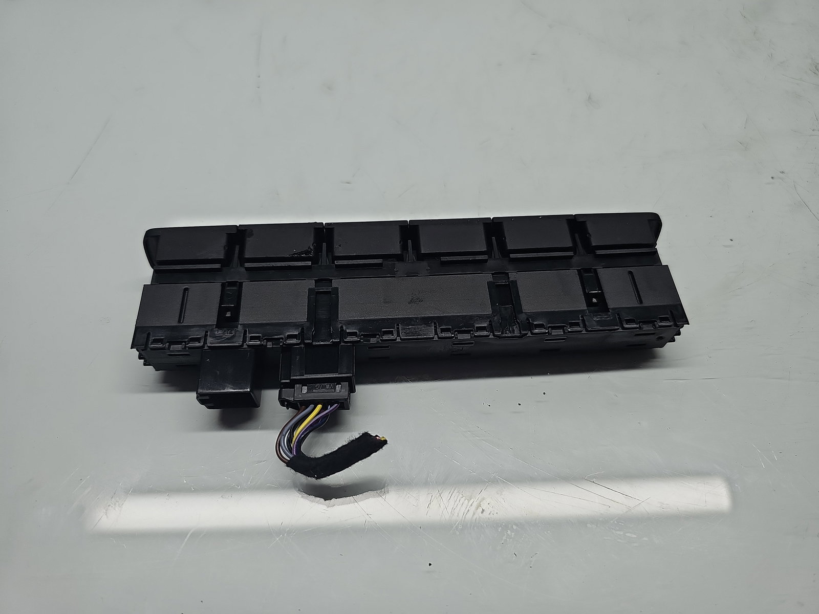 Butoane comenzi consola centrala Volkswagen Touran (5T1) R-line [Fabr 2015-prezent] 5TA927132G - imagine 3