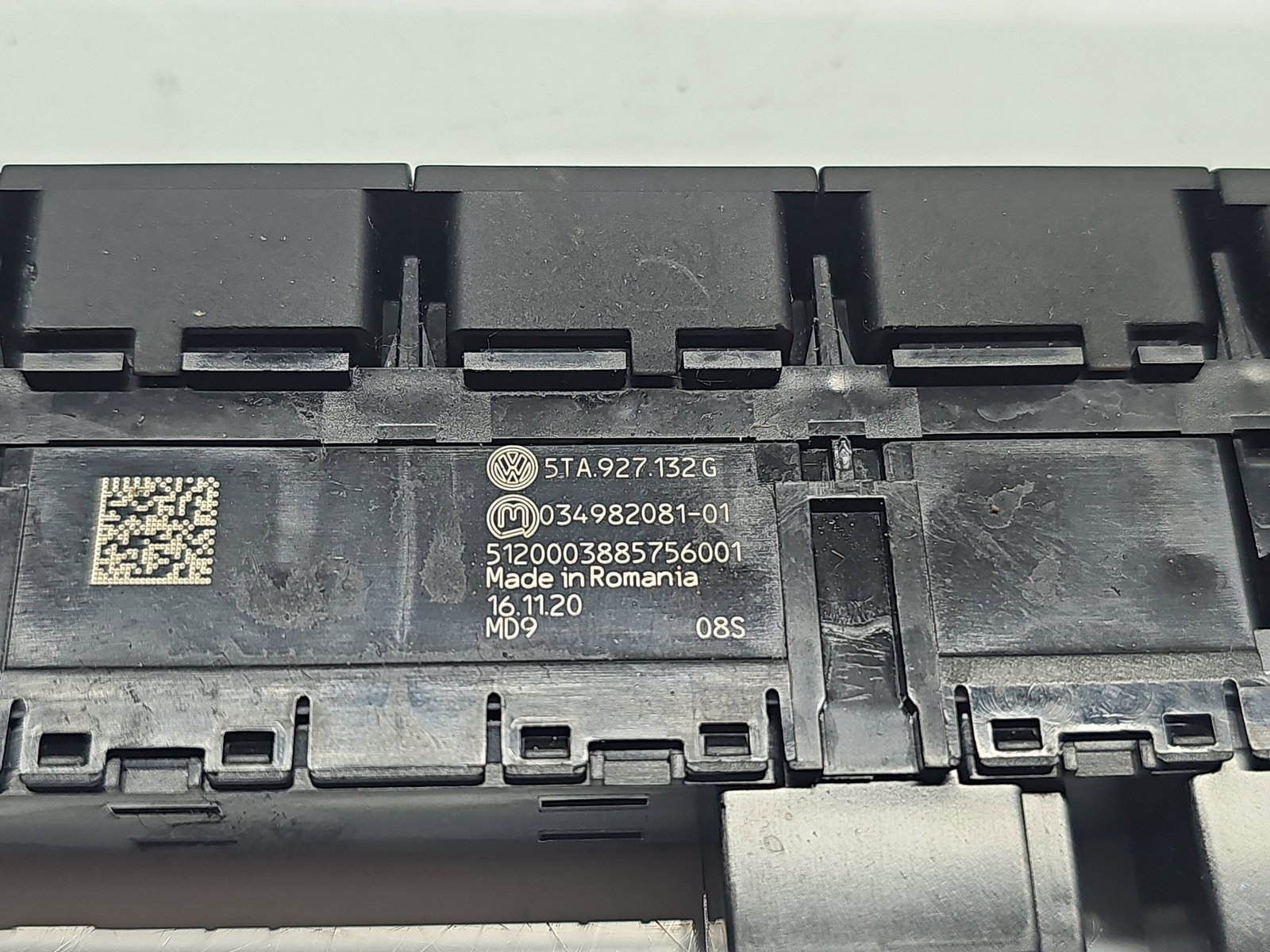 Butoane comenzi consola centrala Volkswagen Touran (5T1) R-line [Fabr 2015-prezent] 5TA927132G - imagine 4