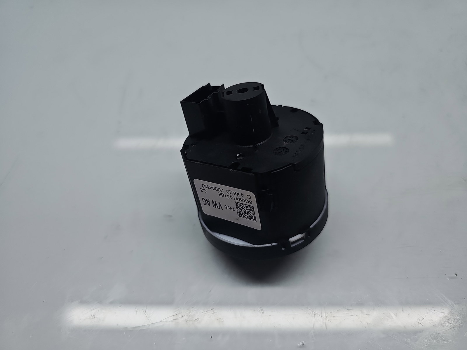 Bloc lumini Volkswagen Touran (5T1) R-line [Fabr 2015-prezent] 5G0941431BE - imagine 4