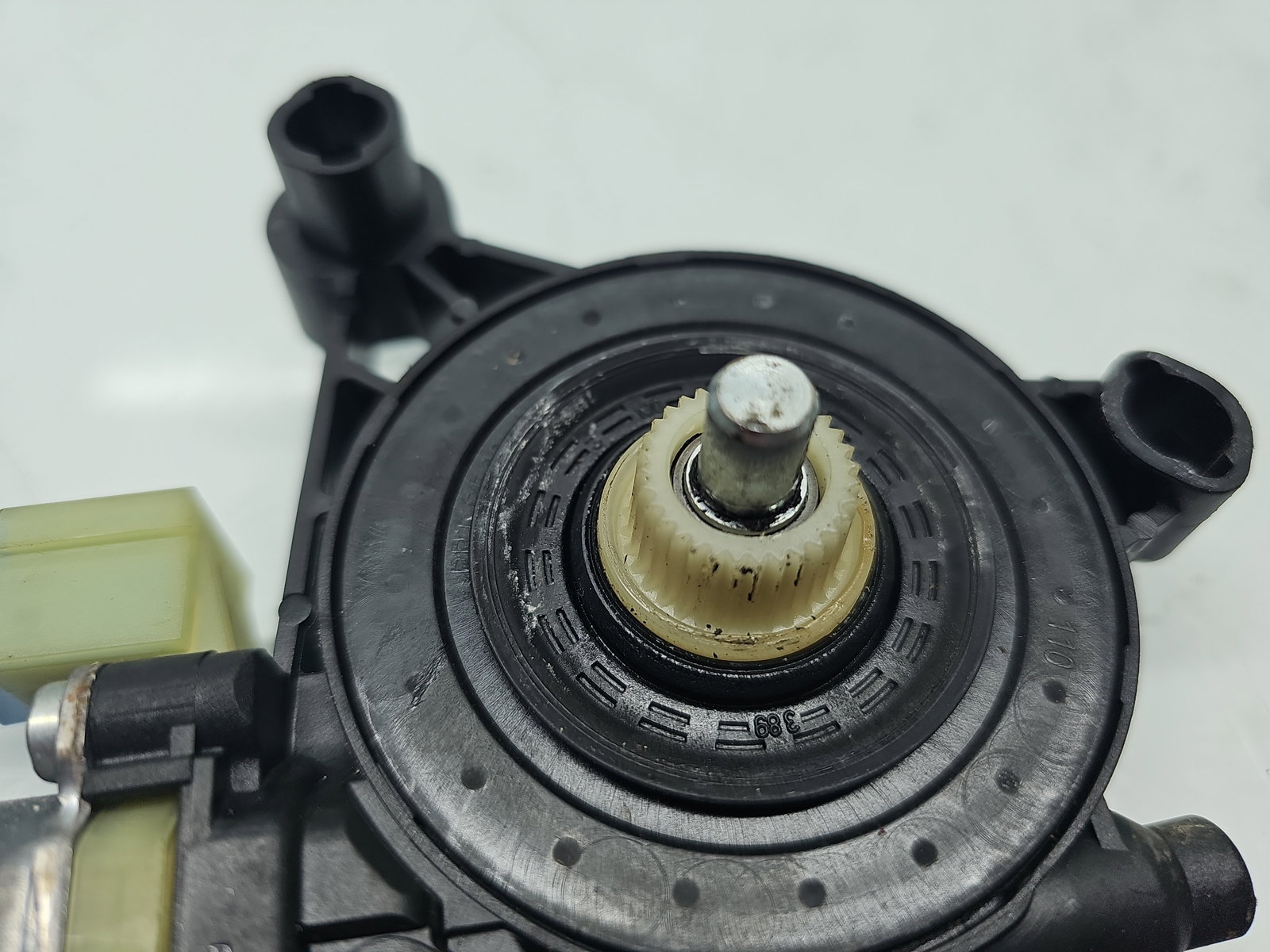 Motoras geam dreapta fata Volkswagen Touran (5T1) R-line [Fabr 2015-prezent] 5Q0959801C - imagine 4