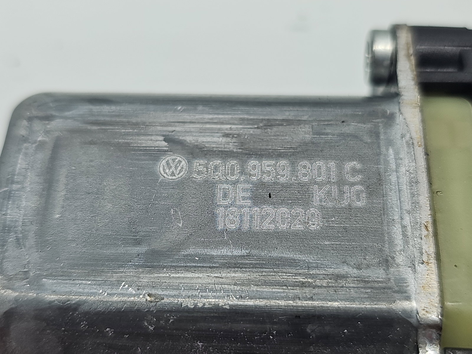 Motoras geam dreapta fata Volkswagen Touran (5T1) R-line [Fabr 2015-prezent] 5Q0959801C - imagine 5