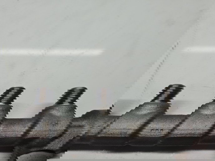 Rampa injectoare Hyundai i30 (GD) [Fabr 2012-2017] 31400-2A420/0445214181 1.6 CRDI D4FB 94KW / 128CP