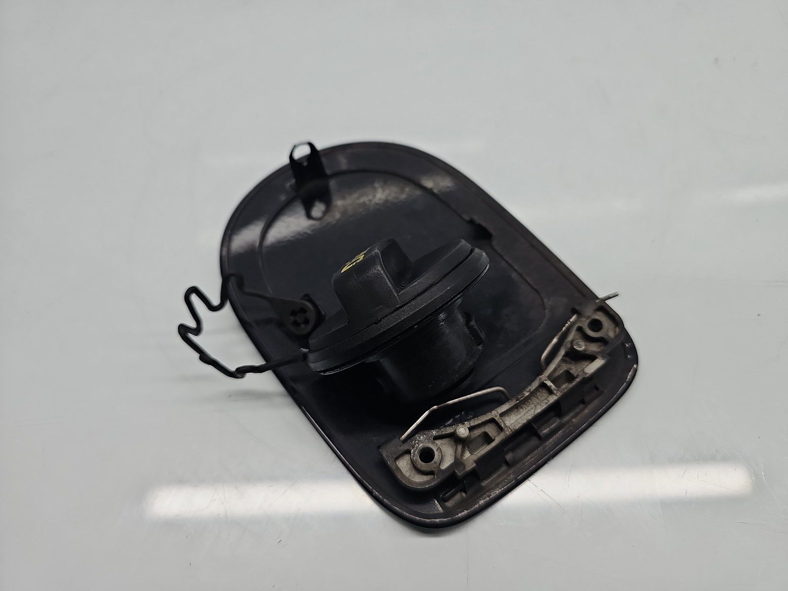 Capac rezervor Volvo C30 Coupe Rdesign [Fabr 2006-2013] OEM - imagine 5