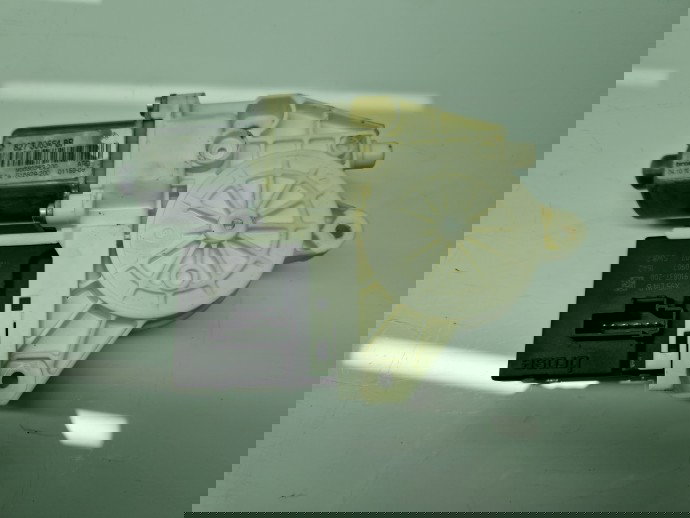 Motoras geam dreapta spate Renault Megane 3 Hatchback (X95) [Fabr 2008-2015] 827306548R