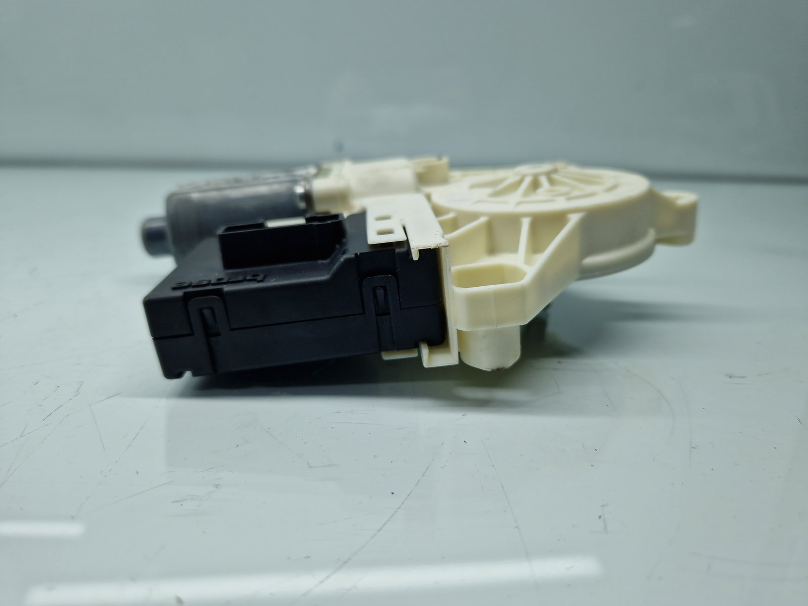 Motoras geam dreapta spate Renault Megane 3 Hatchback (X95) [Fabr 2008-2015] 827306548R - imagine 3