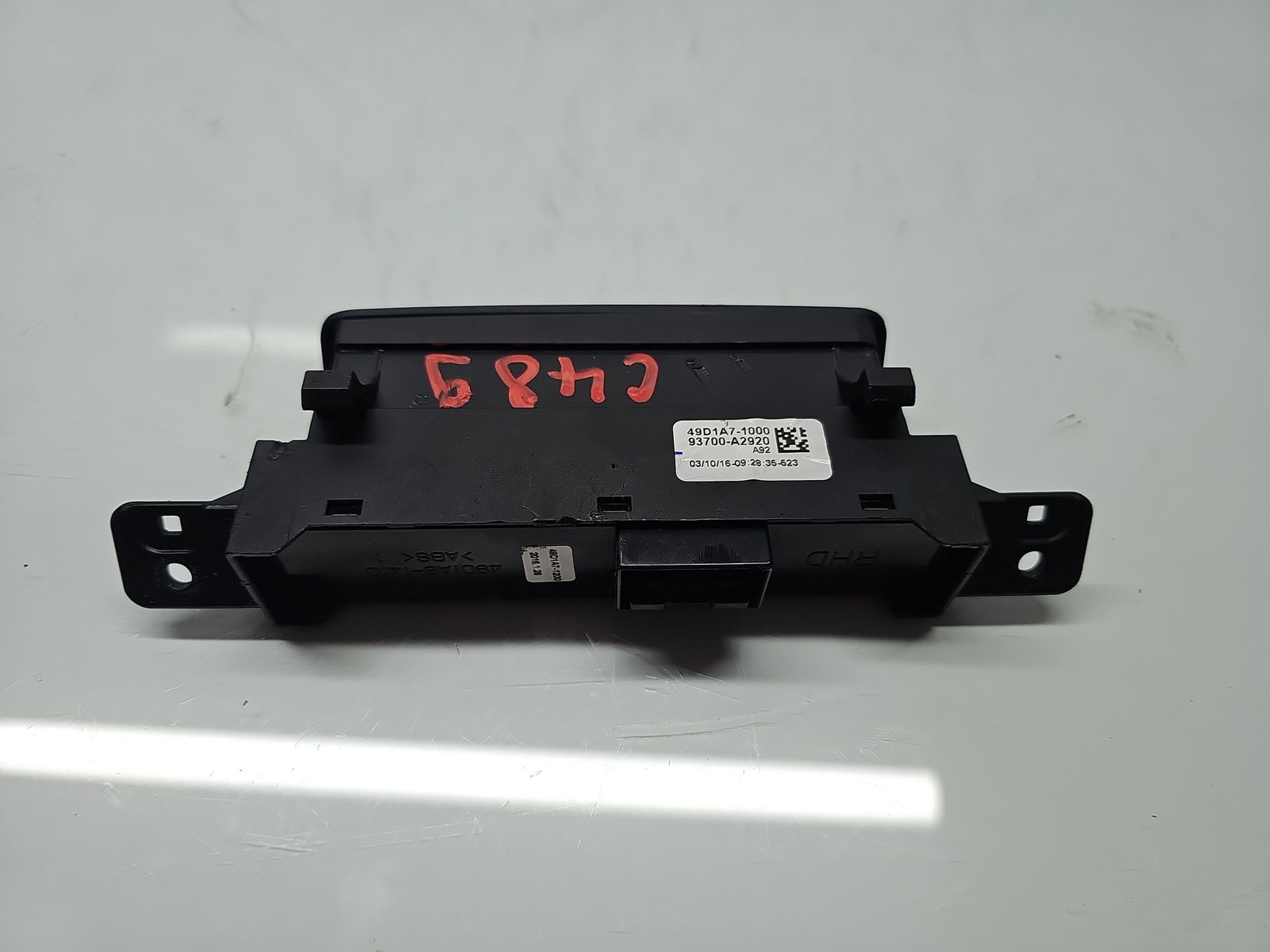 Butoane comenzi consola centrala KIA Ceed (JD) [Fabr 2012-2018] 93700-A2920 - imagine 3
