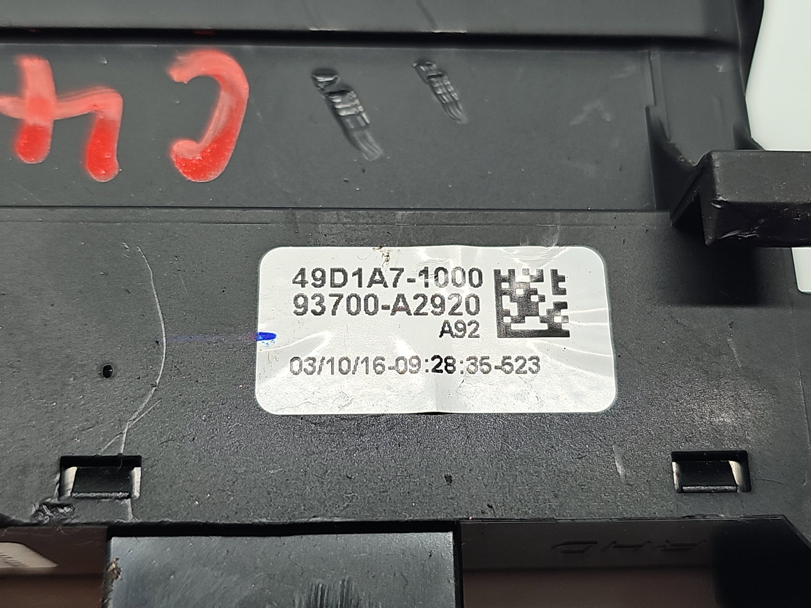 Butoane comenzi consola centrala KIA Ceed (JD) [Fabr 2012-2018] 93700-A2920 - imagine 5