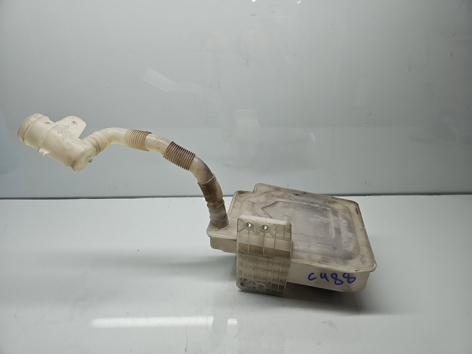 Vas lichid parbriz Volkswagen Golf 6 (5K1) [Fabr 2009-2013] 1K0955453Q - imagine 1