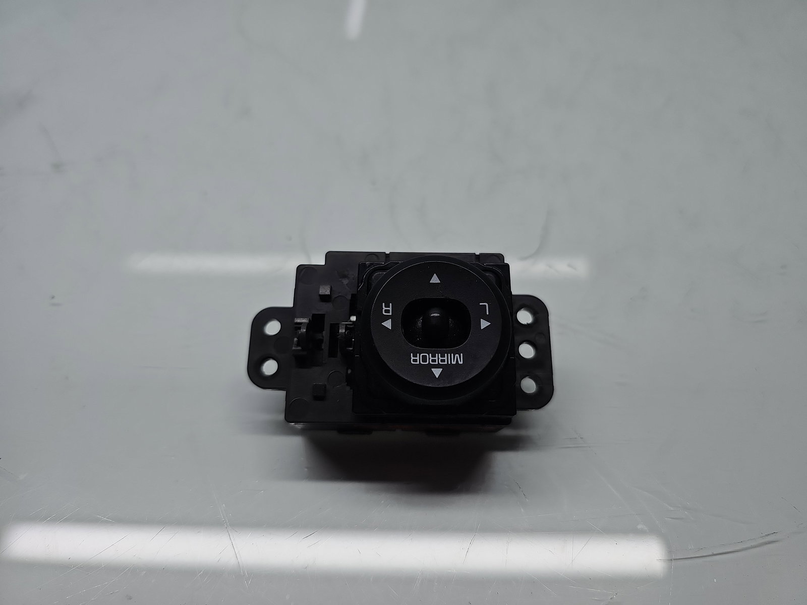 Buton reglaj oglinzi KIA Ceed (JD) [Fabr 2012-2018] 93530-A2900 - imagine 1