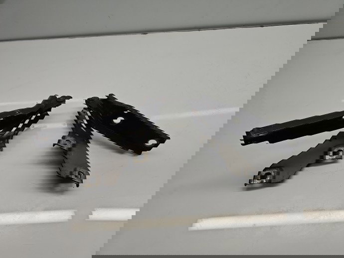 Set balamale capota Volkswagen Passat B8 Variant (3G5) [Fabr 2015-prezent] LI7F