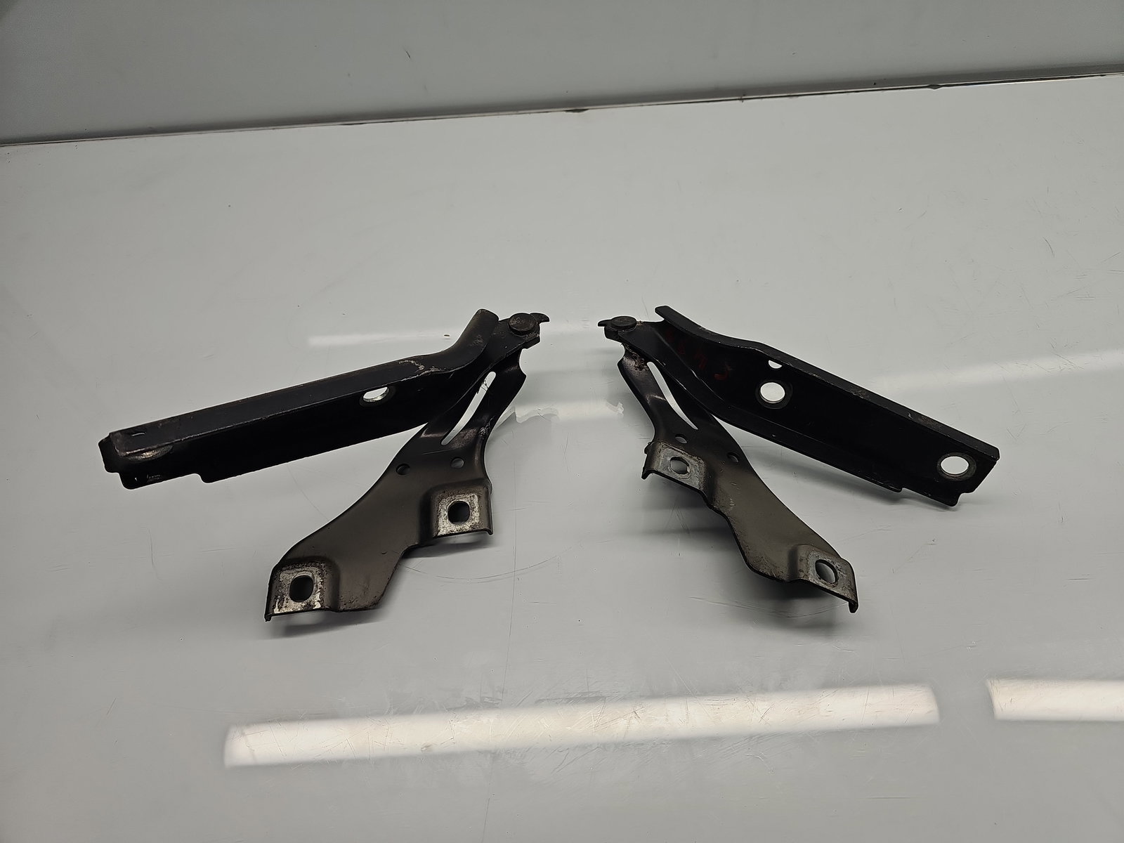 Set balamale capota Volkswagen Passat B8 Variant (3G5) [Fabr 2015-prezent] LI7F - imagine 2